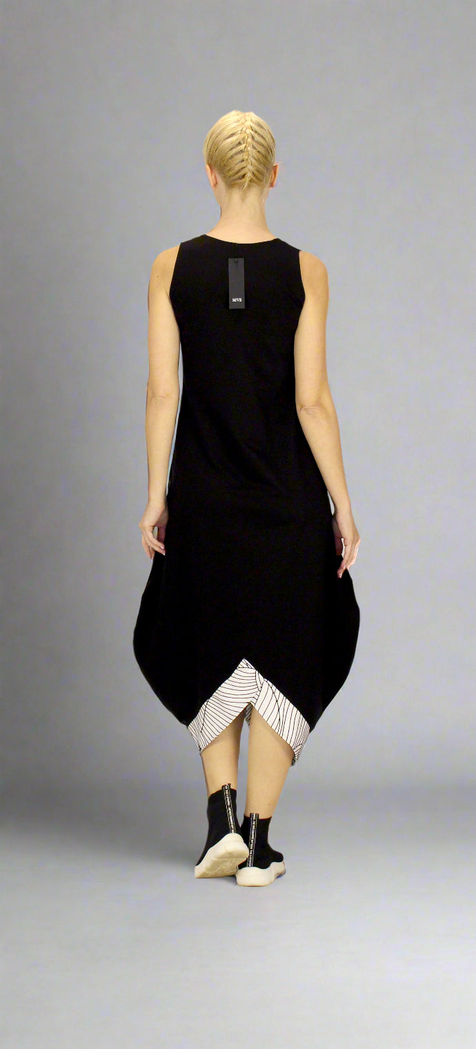 SS.25.SE.078.DRESS