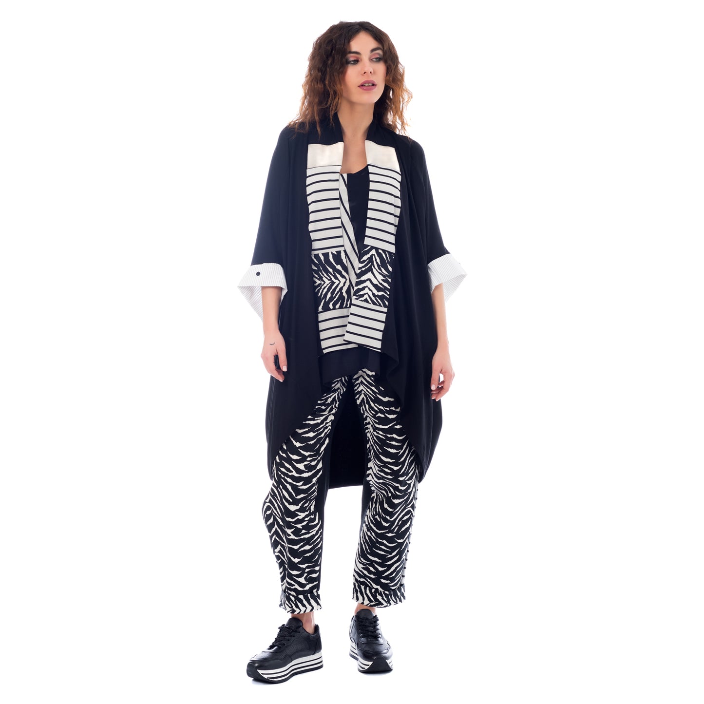 Sophisticated Stripes: Seva's Elegant Striped Jacket ss.24.se.120