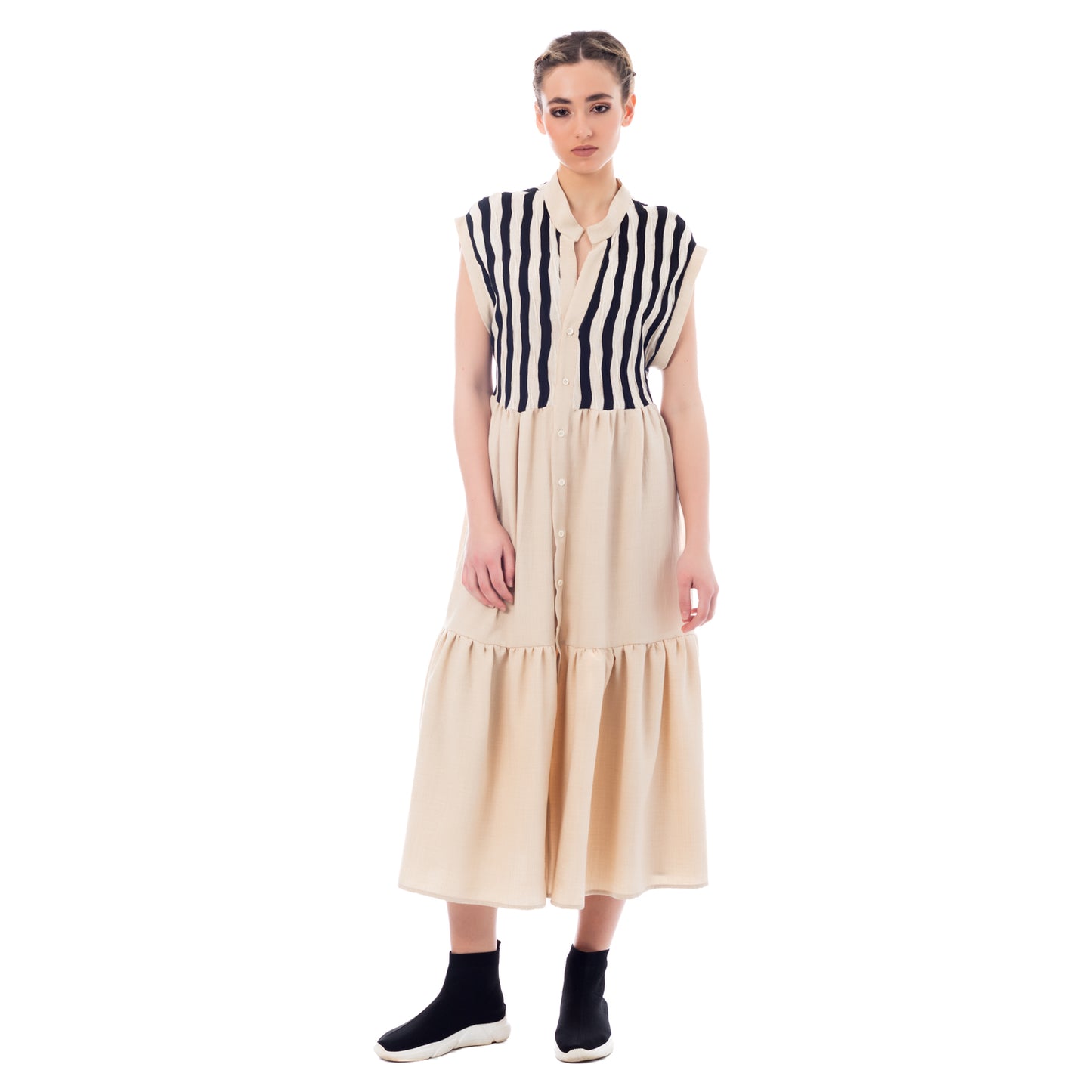 Seva's Girly Striped Maxi Dress: Delightful Details ss.24.se.173