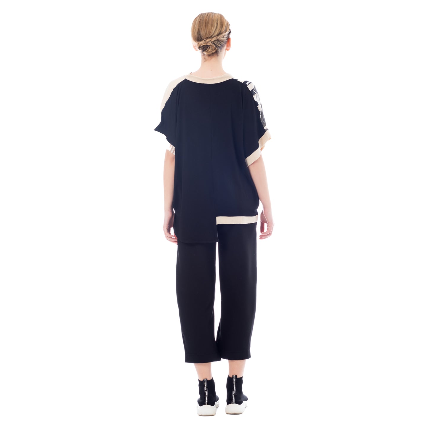 Tropical Elegance: Seva's Asymmetric Multicolor Blouse ss.24.se.078