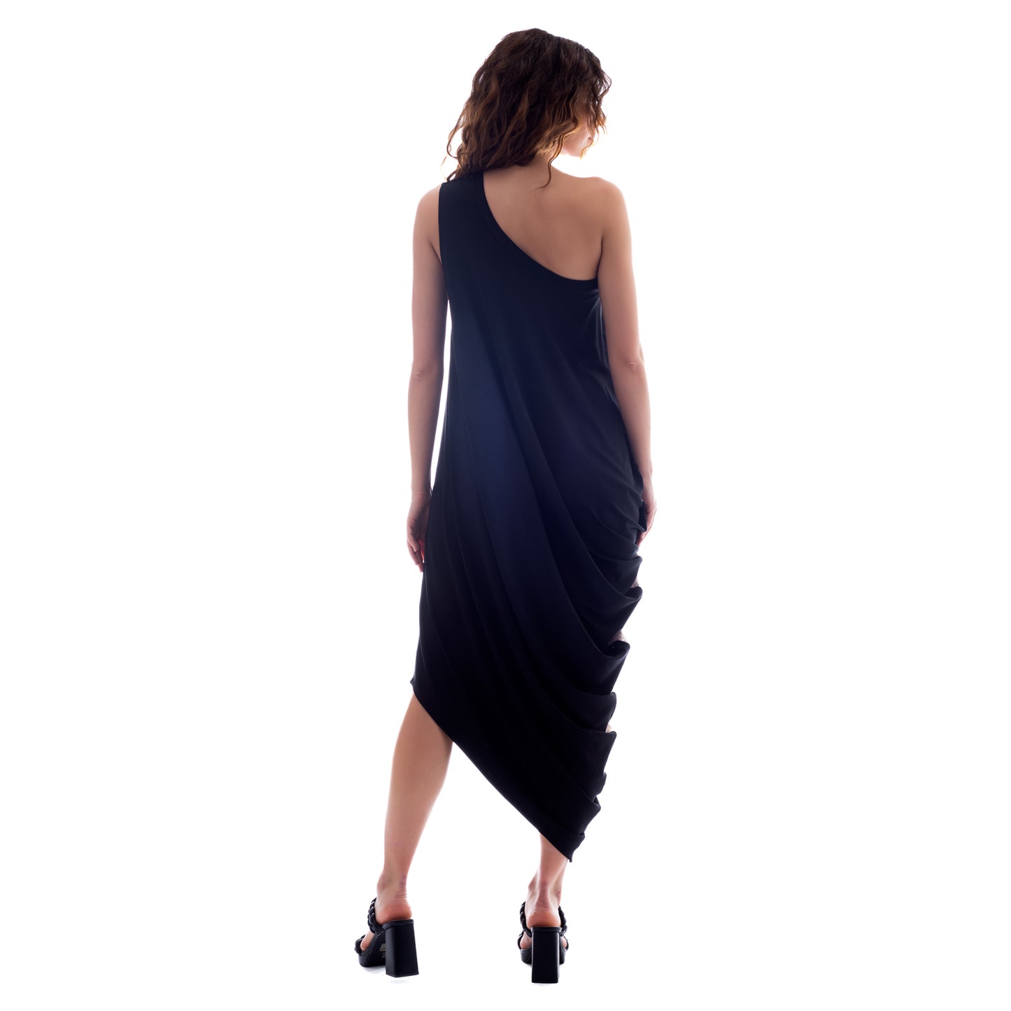 Asymmetric Allure: Seva's One-Shoulder Dress ss.24.se.046