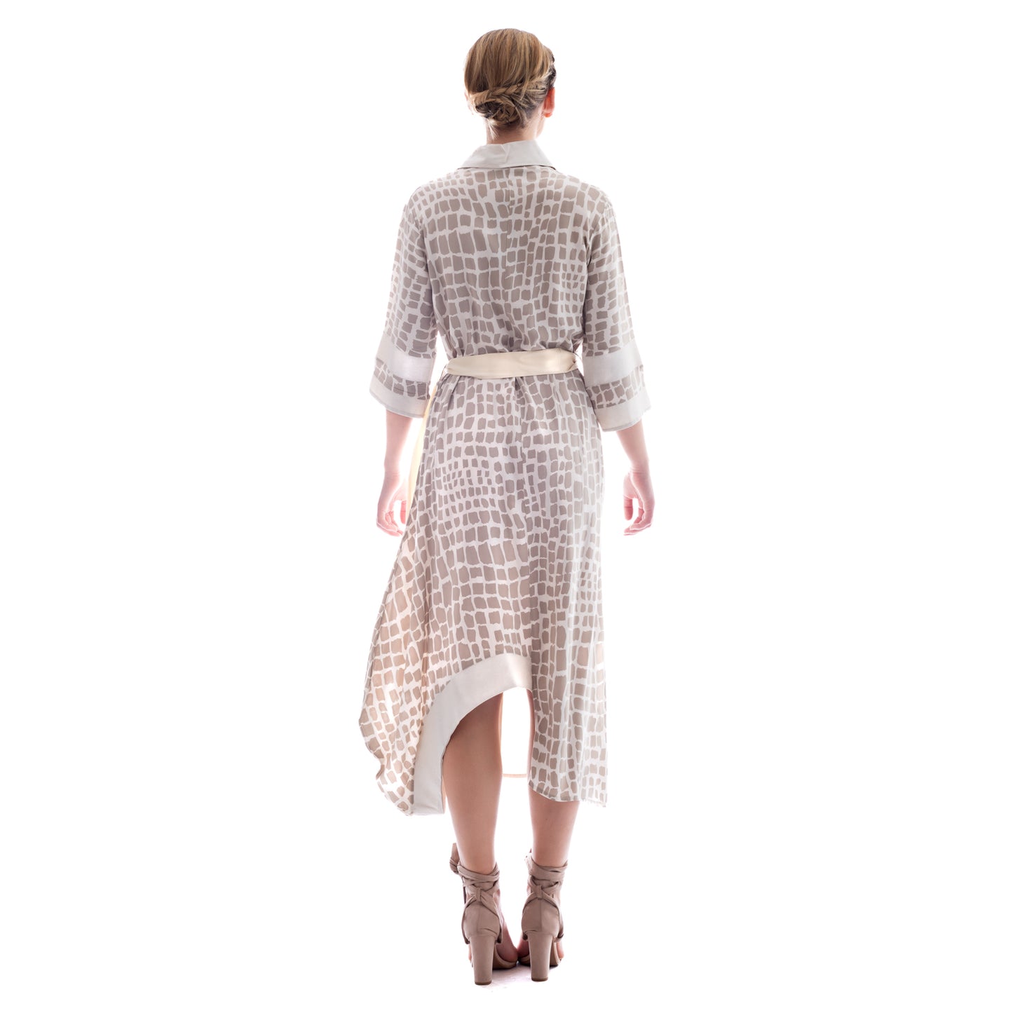 Seva's Maxi Asymmetric Shirt Dress: Print & Fabric Fusion ss.22.se.172