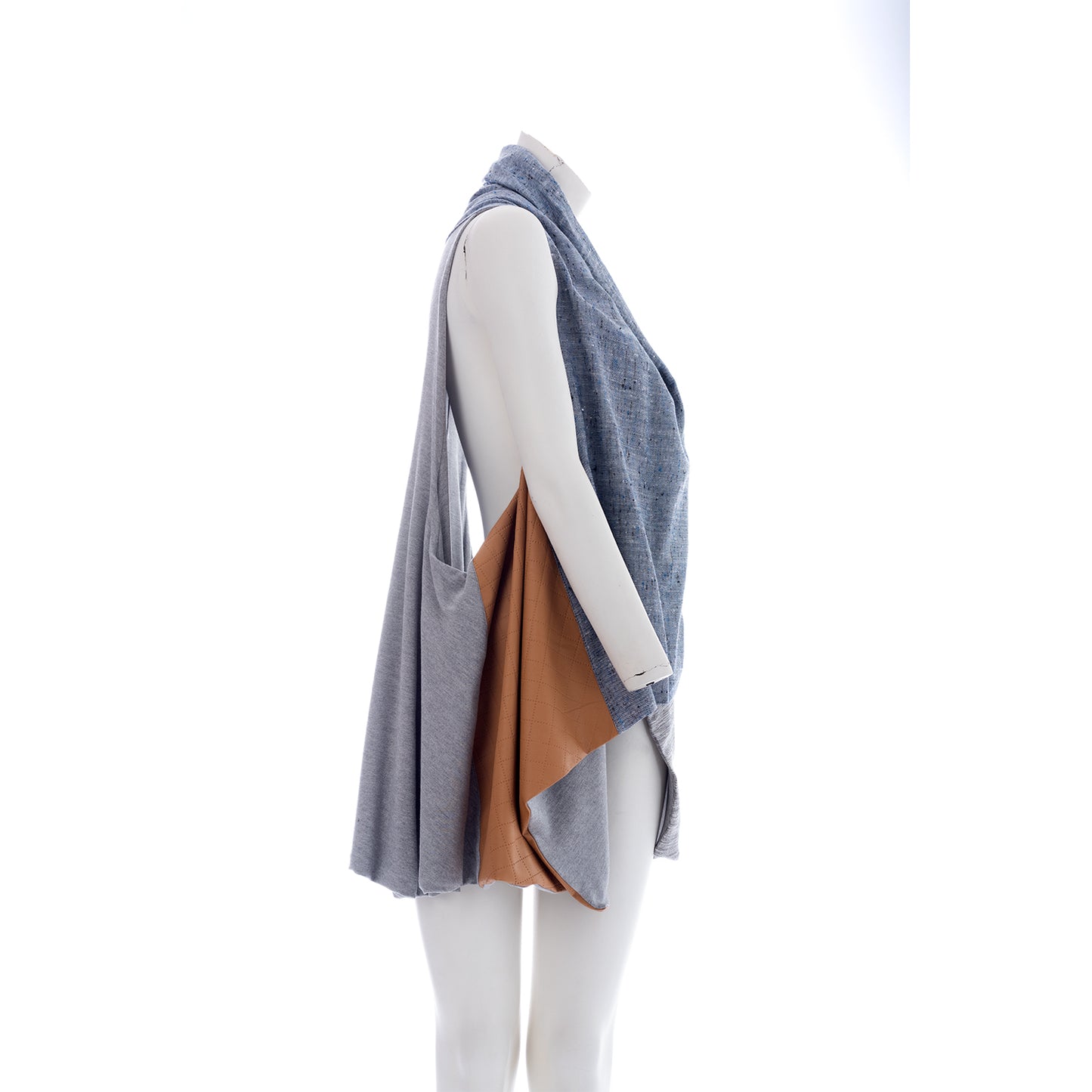 Seva's Sleeveless Unconventional Jacket: Contemporary Edge ss.24.se.189