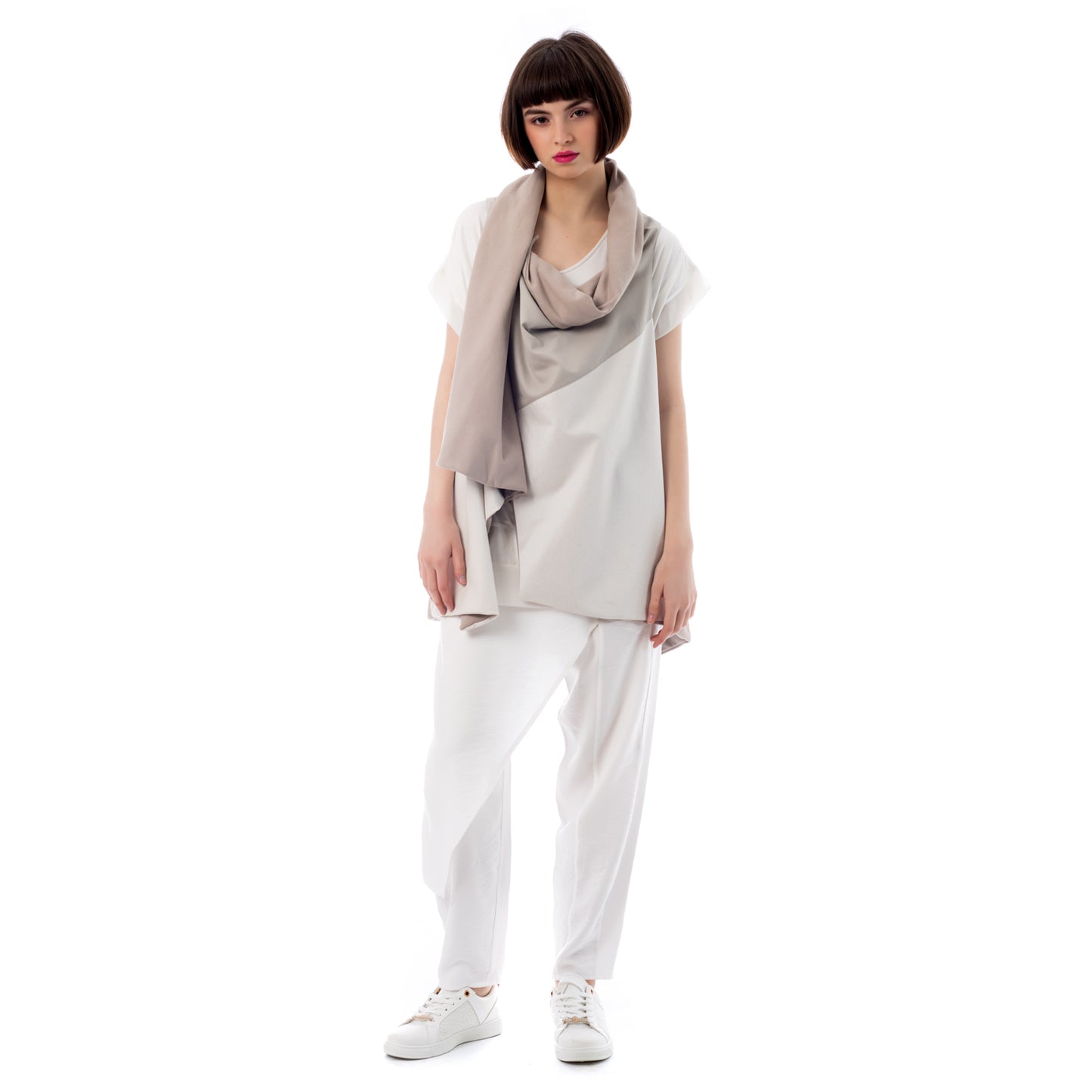 Seva's Design Pants: Contemporary Style ss.24.se.152