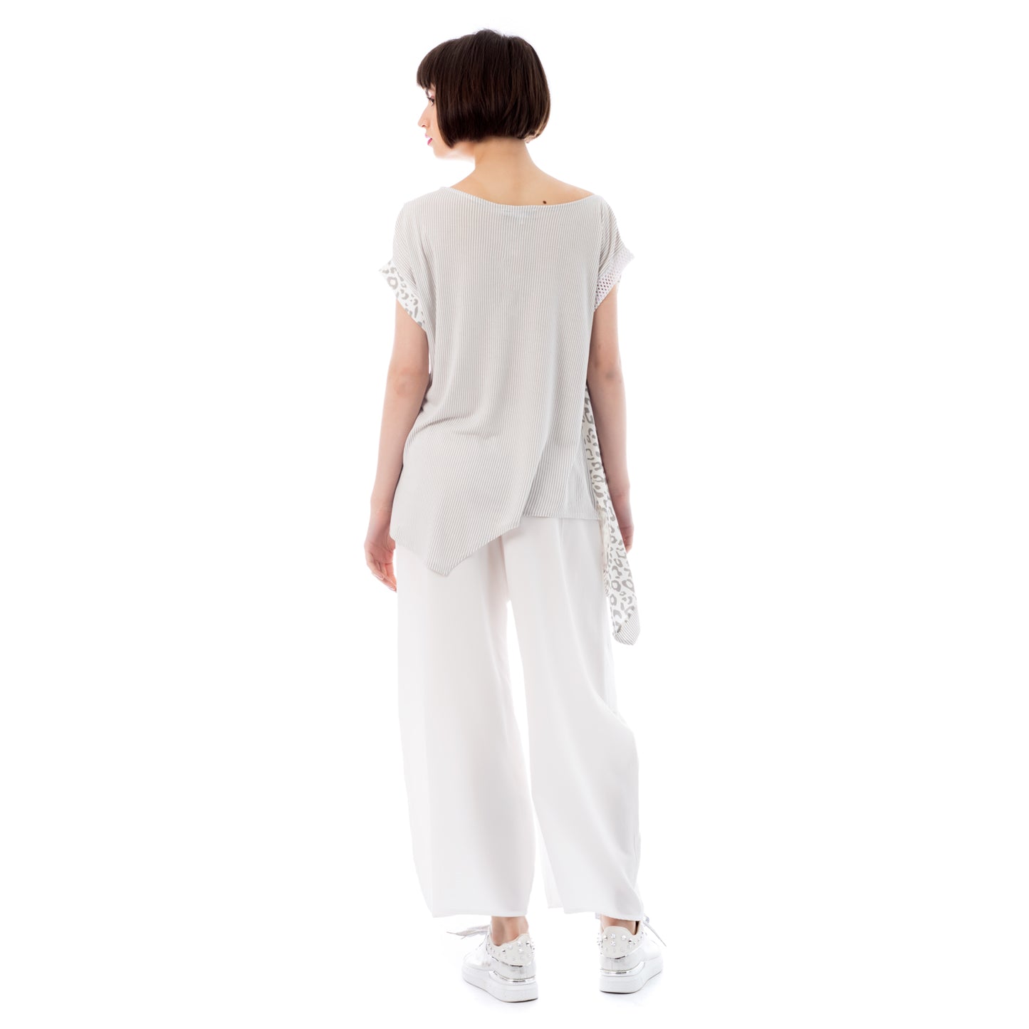 Pure Elegance: White Loose Seva Pants with Fabric Finery  se.24.se.022