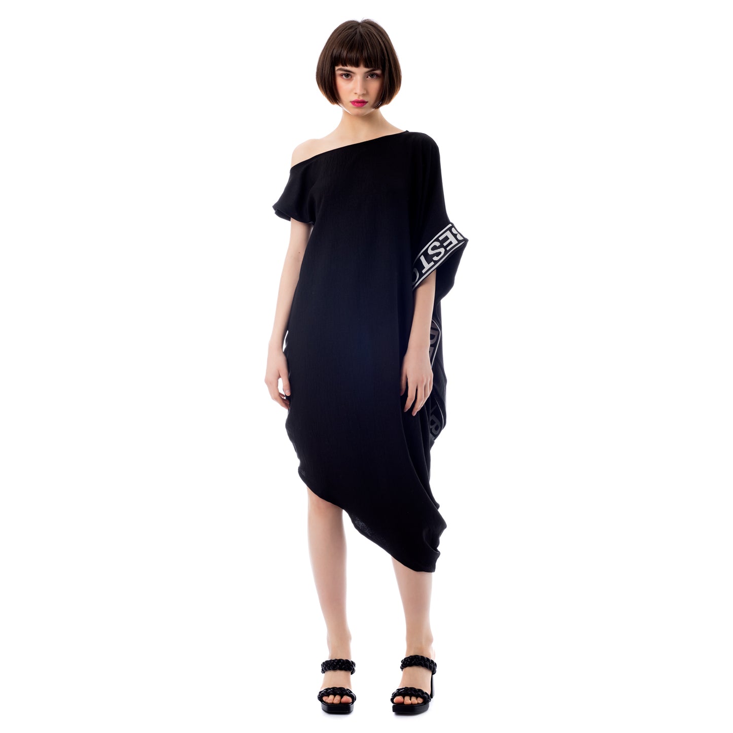 Sleek Signature: Seva's Logo-Adorned Asymmetric Black ss.24.se.116