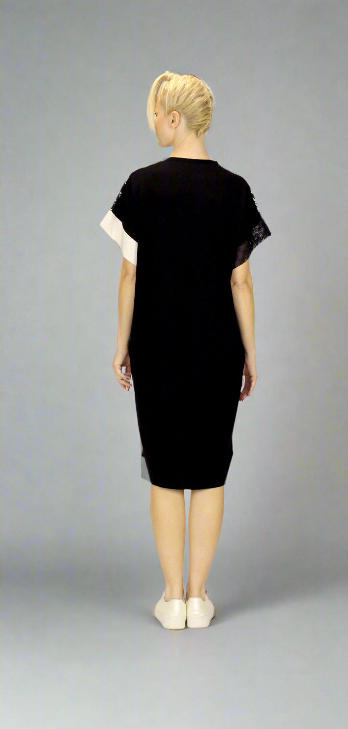 SS.25.SE.038.DRESS