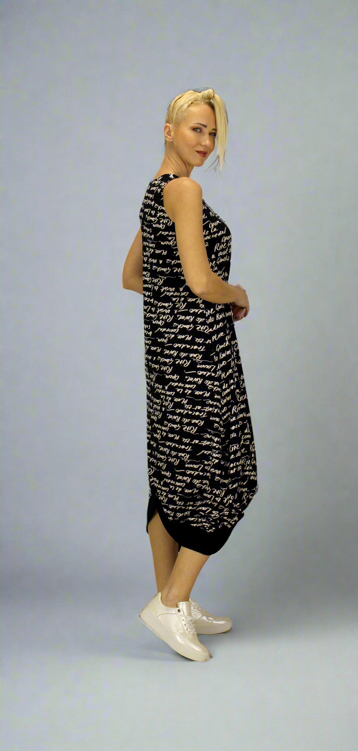 SS.25.SE.037.DRESS
