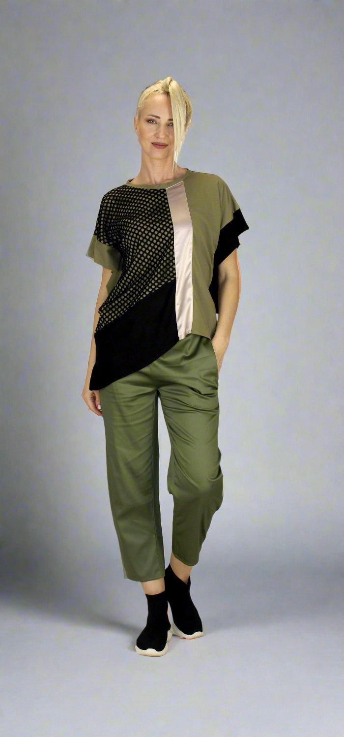 SS.25.SE.070.TUNIC