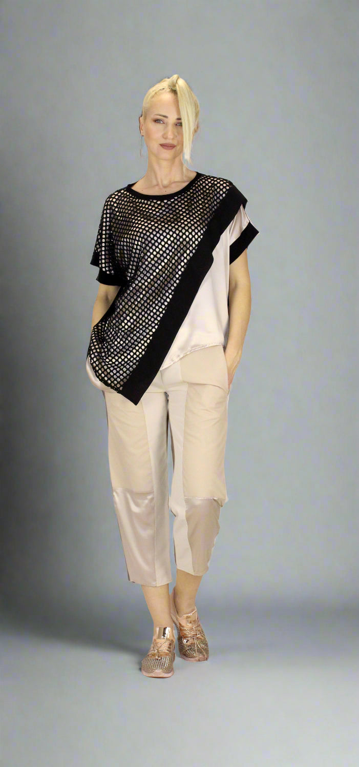SS.25.SE.064.TUNIC