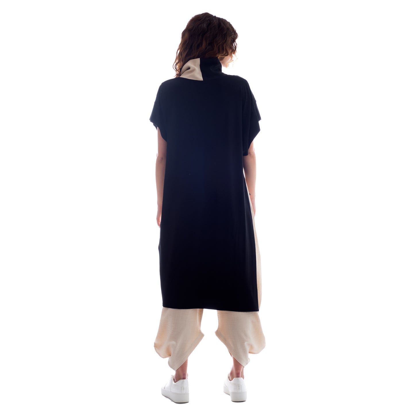 Dual Delight: Seva's Two-Tone Maxi Tunic ss.24.se.086