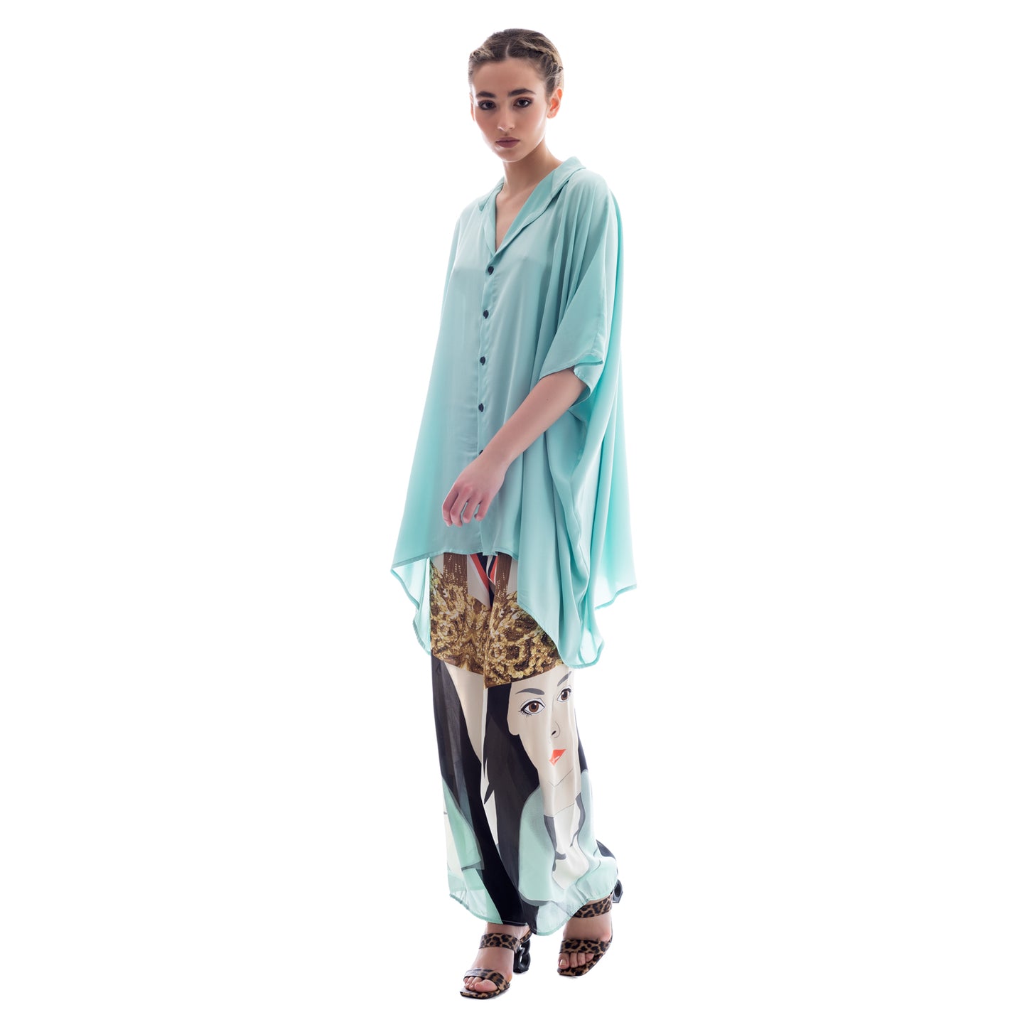 Effortless Edge: Seva's Asymmetrical Loose Shirt ss.24.se.067