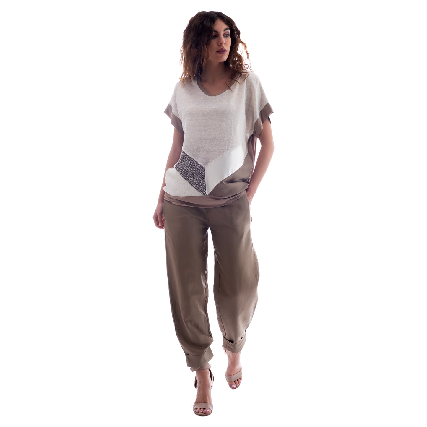 Elegance Redefined: The Ultimate Seva  Pants  ss.24.se.010