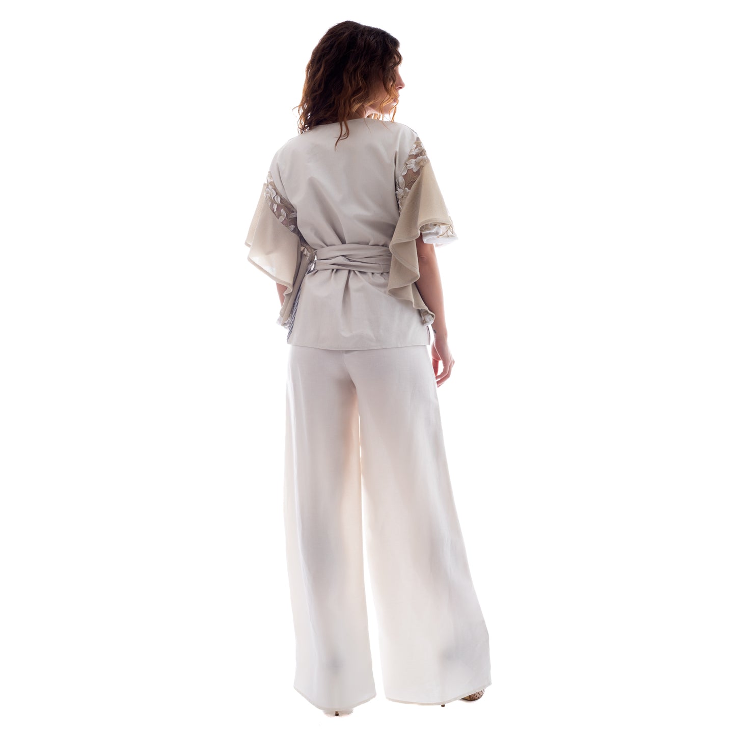 cropped top with ruffled sleeves by Seva ss.24.se.221