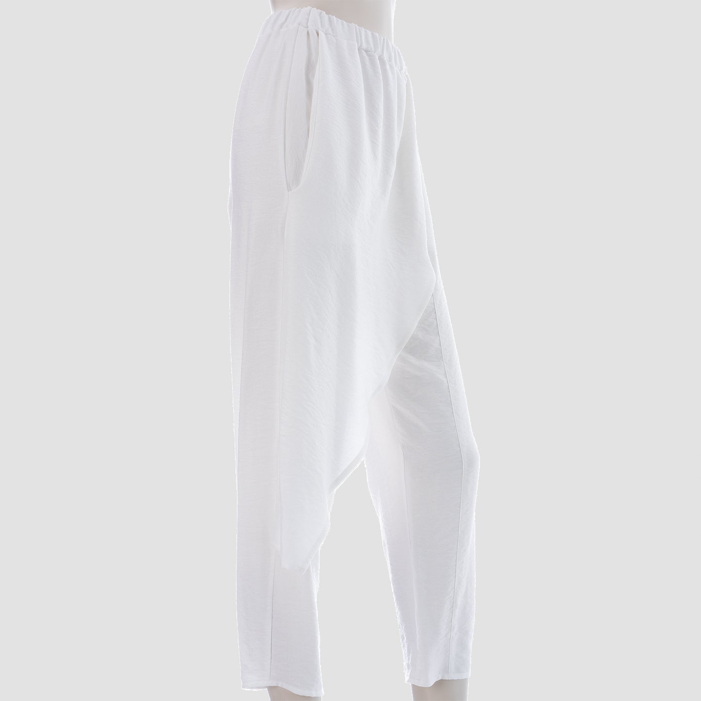 Seva's Design Pants: Contemporary Style ss.24.se.152