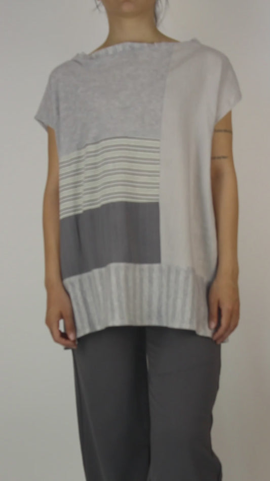 SS.104.TUNIC