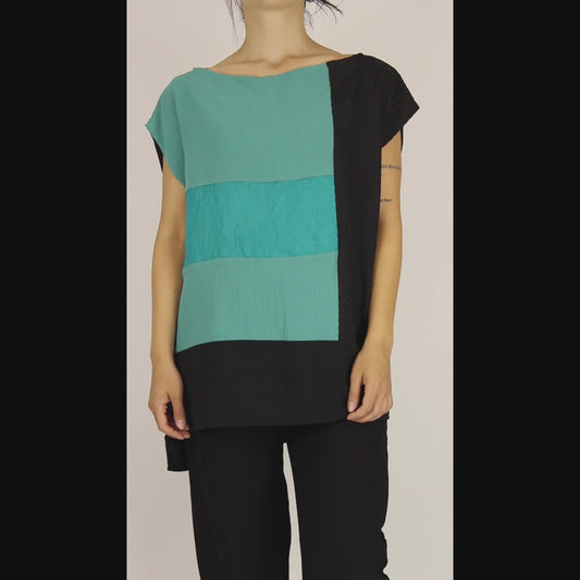 SS.135.TUNIC